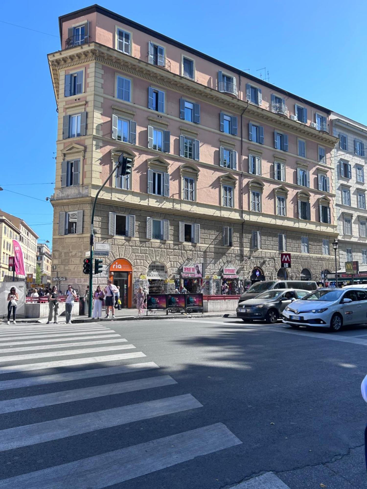 La Suite Di Leon Rome Bagian luar foto