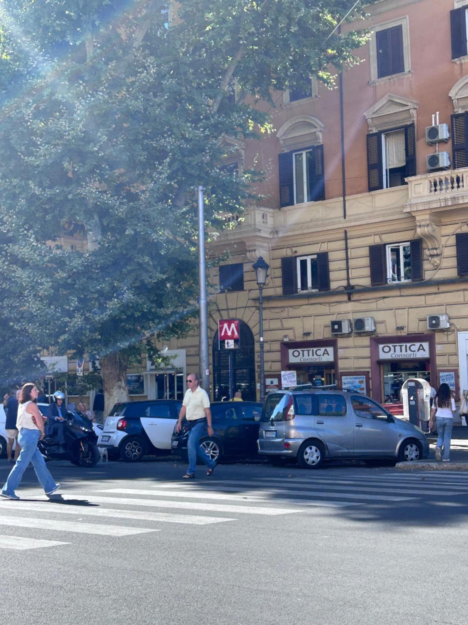 La Suite Di Leon Rome Bagian luar foto